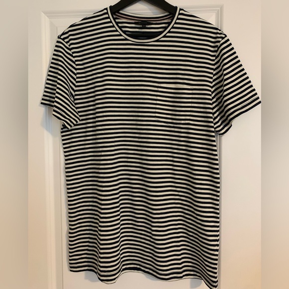 Dark Navy striped pocket t shirt - RW&Co - Medium - Picture 1 of 6